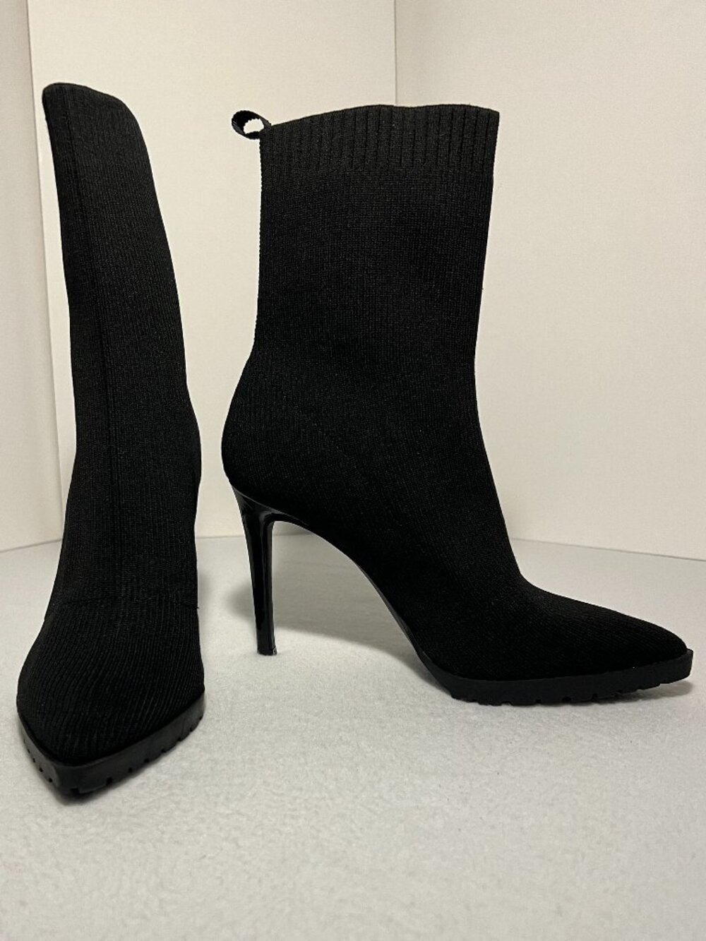 Mix No. 6 Womenโs 7M Desirae Black Knit Stiletto Sock Booties Fall Transition